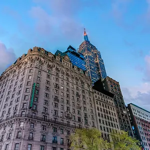 Otel Martinique On Broadway, Curio Collection By Hilton, New York